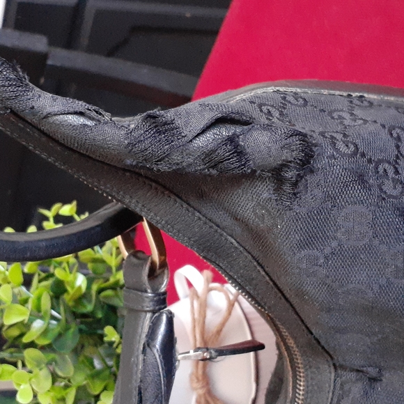 GUCCI SHOULDER BAG - Picture 7 of 17